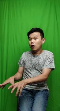 A Man's surprised Expression Capturing the Moment of Astonishment Foto stock