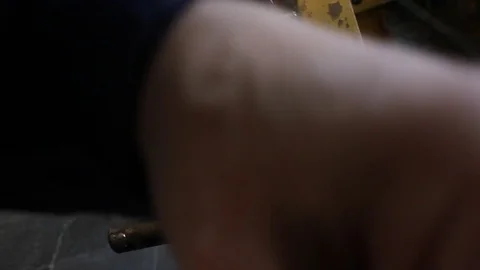 Manual processing of wood on a lathe Vídeo Stock 76927007