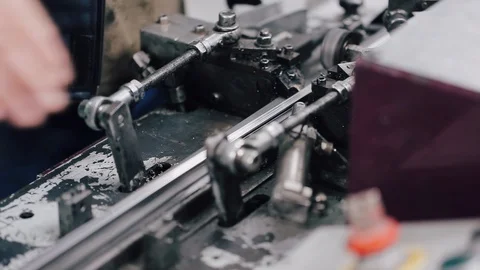 Manual worker assembling PVC doors and windows. 스톡 동영상 129384528