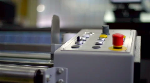 Manufactures industrial textiles - Automatic weavers. 스톡 동영상 62953910