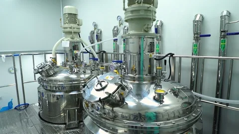 Manufacturing and packaging of tablets at a pharmaceutical plant Stock Footage