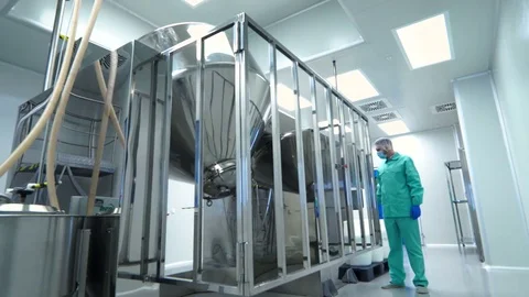 Manufacturing and packaging of tablets at a pharmaceutical plant Stock Footage