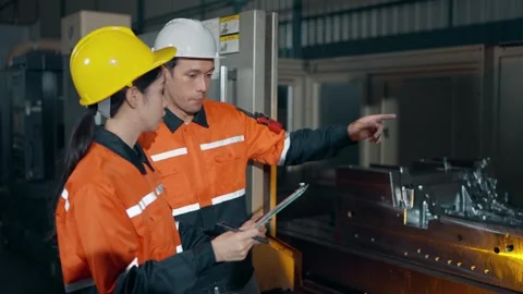 Manufacturing Expertise Stockbeeldmateriaal 330939561