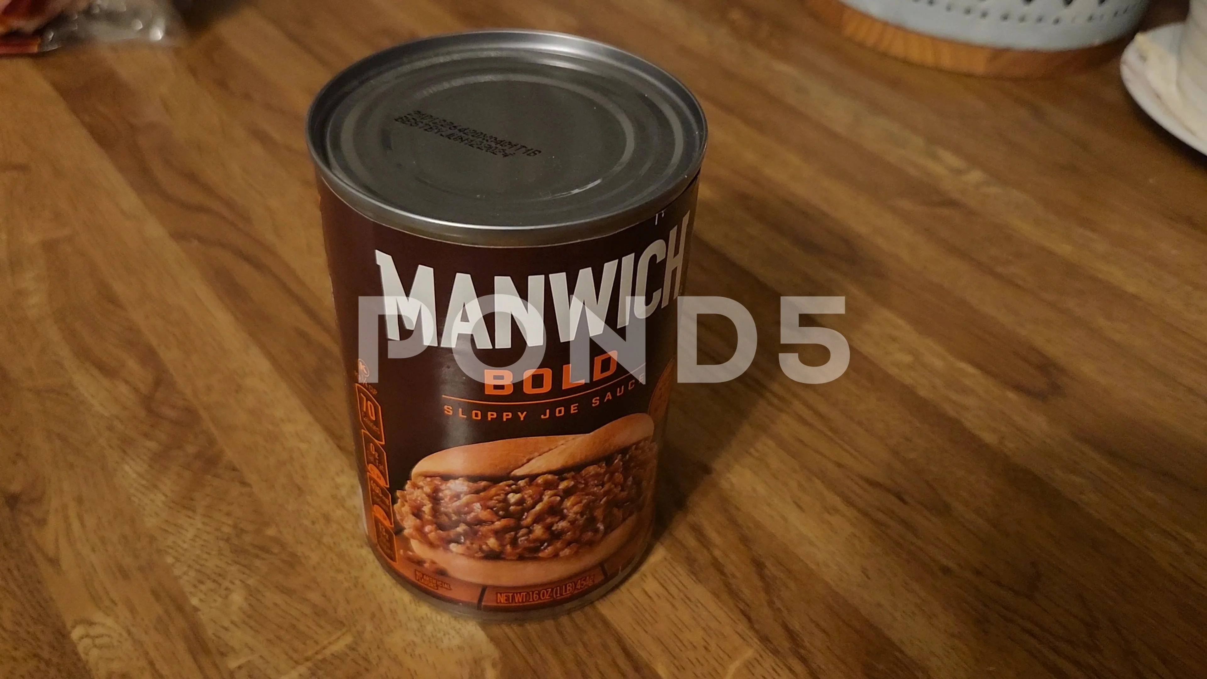 https://images.pond5.com/manwich-bold-sloppy-joe-sauce-footage-231802930_prevstill.jpeg