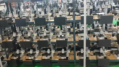 Many 3D printers printing an object. 3D printers simultaneously printing model Stock Footage 321024307