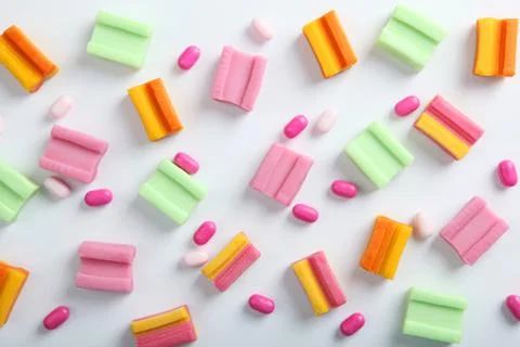 Many different chewing gums on the table Stock-Fotos