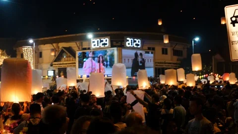 Many lantern are ready to fly in chiang mai Stock Footage 100356496