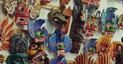 Many old colored Ceylon traditional Wooden masks Sculptures. Sri Lankan Flower Vidéo 328174900