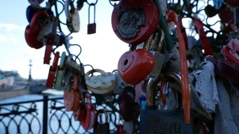 Many padlocks hanging on bridge 스톡 동영상 77137466