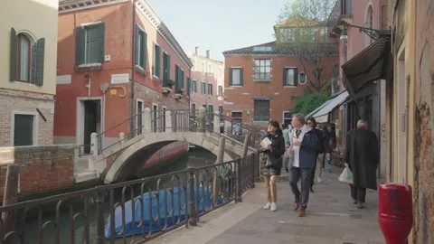 Many tourists crowd every corner of the city of Venice. Stock Footage 276191973