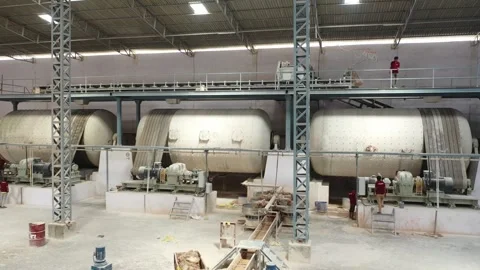 Many workers are checking the slurry mixing machine is working or not Video stock 296308948
