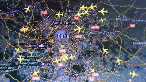 Map of airplanes in the vicinity of Paris city on computer screen Stock Footage 86860247