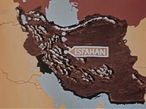 A map of Isfahan, Iran, a bazaar, silversmithing, engraving and craftsmen Video stock 75267901