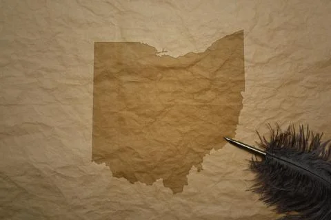 Map of ohio state on a old paper background with old pen Foto stock