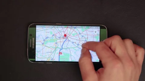 Map planning on Google Maps on a smartphone Stock Footage 168637351