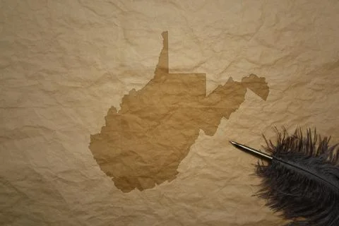 Map of west virginia state on a old paper background with old pen 스톡 사진