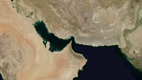 Map zoom into the Strait of Hormuz from space, highlighting it. Vídeos de archivo 342360056