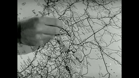 Mapmakers use symbols to help keep maps up to date in 1943. Vídeos de archivo 86497132