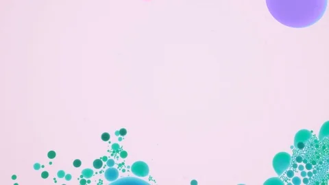 Marangoni effect, shocking phenomenon. Beautiful scientific chemical experiment. Stockbeeldmateriaal 126361901