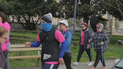 Marathon runner runs on the pavement. Stock Footage 155076076