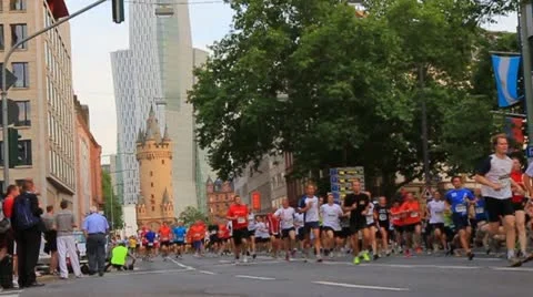 Marathon in th city Stock Footage