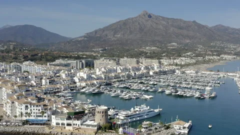Marbella-PuertoBanus-Harbour Video stock 295108265