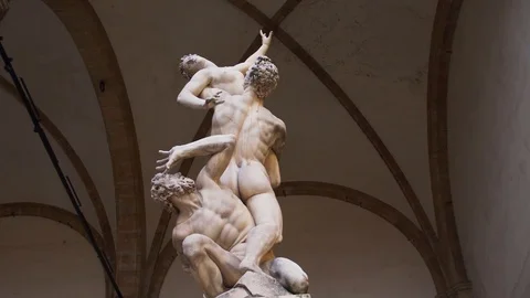 Marble, ancient statue, located under the arch of the building. Stock-Footage 111282718