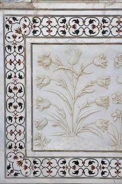 Marble inlay work of interlocking and lower walls sculpted realistic bas r... 스톡 사진