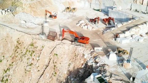 Marble quarries in Carrara 库存影片 212003375