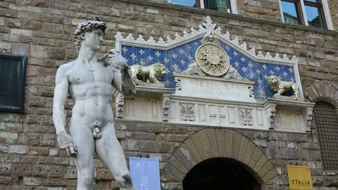 The marble statue of David in Piazza della Signoria in Florence in Italy Video stock 83729191