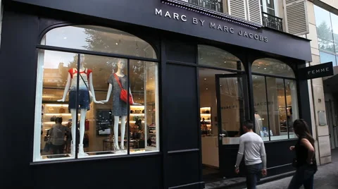 Marc Jacobs store in Paris Video stock 40402814