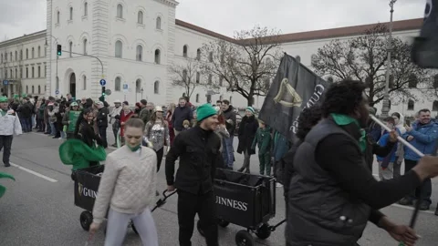March 15, 2026. Munich, Germany. Parade and programme to celebrate Irish 스톡 동영상 330809246