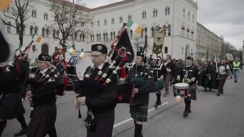 March 15, 2026. Munich, Germany. Parade and programme to celebrate Irish 스톡 동영상 330809294