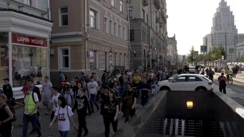 March of protest. Protest marches in the city. Stock Footage 117537648