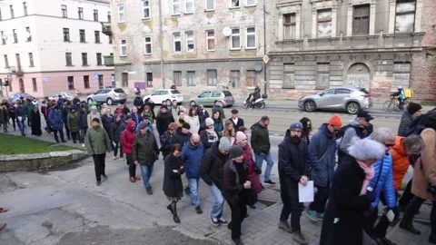 March of Remembrance on eihty-first anniversary of liquidation of Krakow ghetto Vidéo 268733059