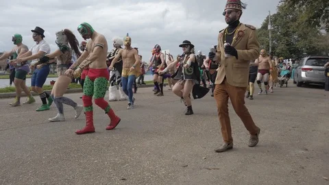 Mardi Gras dead beans parade Stock-Footage 125409694
