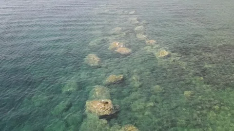 Mare Azzurro e Cristallino a Torre La Punta – Meraviglie del Cilento, Campania Stock Footage 314452423