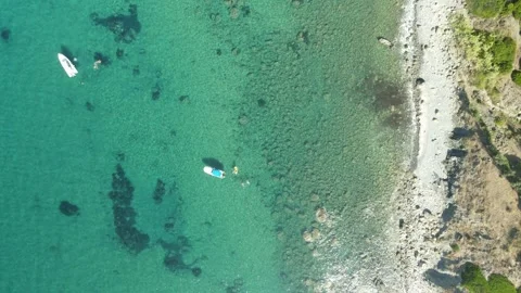 Mare Azzurro e Cristallino a Torre La Punta – Meraviglie del Cilento, Campania 動画素材 314452495
