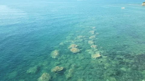 Mare Azzurro e Cristallino a Torre La Punta – Meraviglie del Cilento, Campania 動画素材 314452496