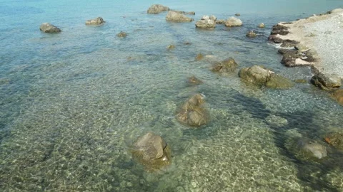 Mare Azzurro e Cristallino a Torre La Punta – Meraviglie del Cilento, Campania Stock Footage 314452690
