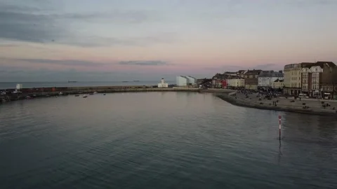 Margate Harbour and steps evening shot across sea Stockbeeldmateriaal 153540139