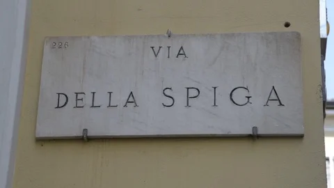 Maria Grazia Severi store in Milan. Fashion week Maria Grazia Severi shopping Stock Footage