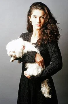 Mariella Ahrens, deutsche Schauspielern, mit Hund bei einem Promo Fotosho... Stock Photos
