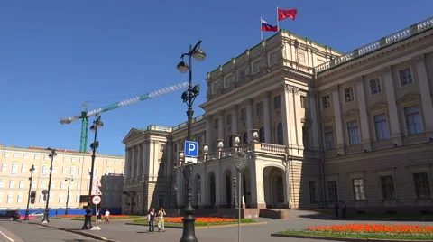 Mariinsky Palace in St. Petersburg. 4K. Stock Footage 40080153