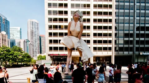 Marilyn Monroe Statue in Chicago  - 4K Stock Footage 30395172
