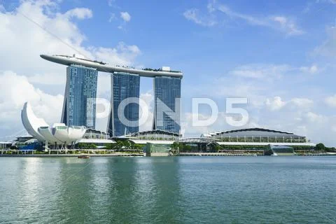 Marina Bay Sands hotel and lotus flower shaped ArtScience Museum, Marina Bay, Stock Photos
