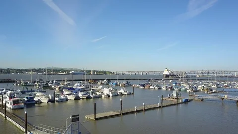 Marina &amp; Bridge 動画素材 74568688