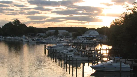 Marina at Dawn 動画素材 37018539