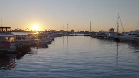 Marina at sunset Vidéo 152536240