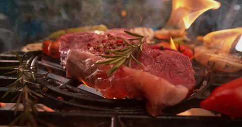 Marinated pork chops grilling 스톡 동영상 311831418